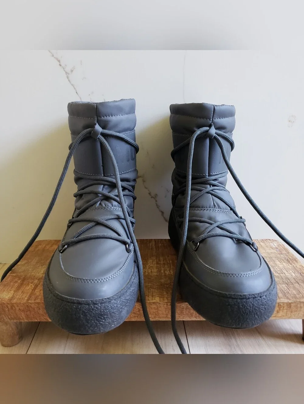 Moon Boot Winter Boots EU 42 Padded LTrack Quilted Apres Ski Rubber Italy Made